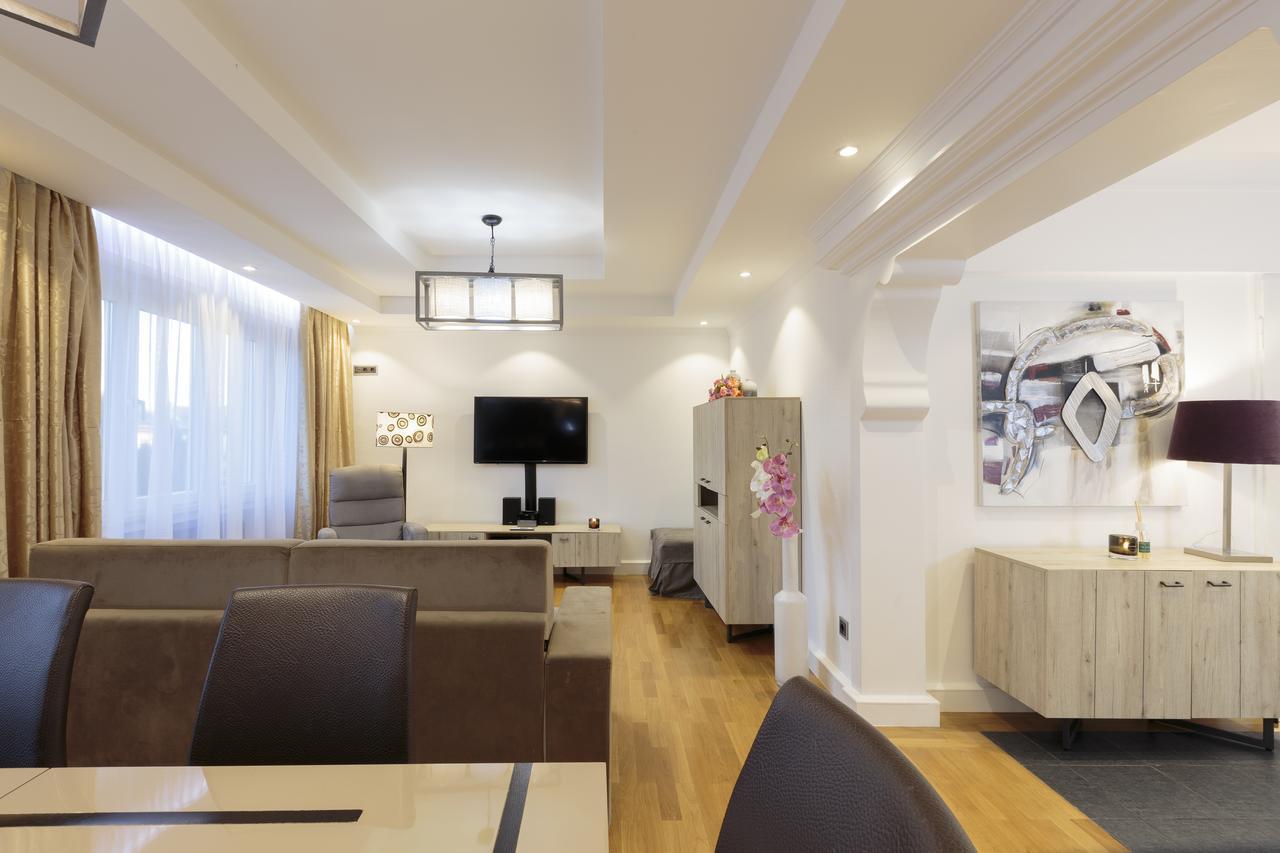 The Queen Luxury Apartments - Villa Giada ลักเซมเบิร์ก ภายนอก รูปภาพ